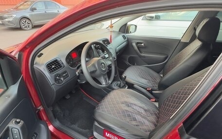 Volkswagen Polo VI (EU Market), 2013 год, 750 000 рублей, 10 фотография