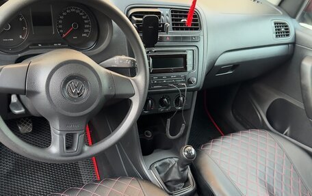 Volkswagen Polo VI (EU Market), 2013 год, 750 000 рублей, 12 фотография
