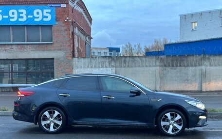 KIA Optima IV, 2018 год, 1 900 000 рублей, 5 фотография