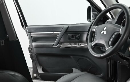 Mitsubishi Pajero IV, 2014 год, 1 955 000 рублей, 7 фотография