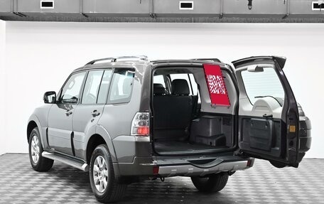 Mitsubishi Pajero IV, 2014 год, 1 955 000 рублей, 5 фотография