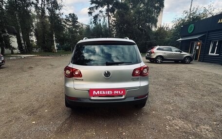 Volkswagen Tiguan I, 2011 год, 900 000 рублей, 4 фотография