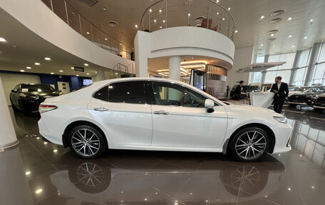 Toyota Camry, 2021 год, 3 643 000 рублей, 8 фотография