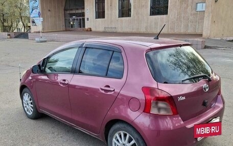 Toyota Vitz, 2005 год, 570 000 рублей, 2 фотография