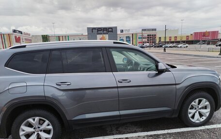 Volkswagen Teramont I, 2018 год, 3 150 000 рублей, 2 фотография