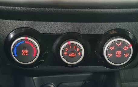 KIA Rio III рестайлинг, 2015 год, 1 055 000 рублей, 16 фотография