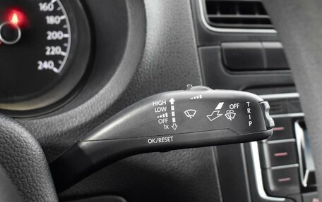 Volkswagen Polo VI (EU Market), 2018 год, 720 000 рублей, 14 фотография