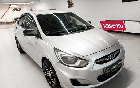 Hyundai Solaris II рестайлинг, 2013 год, 654 000 рублей, 3 фотография