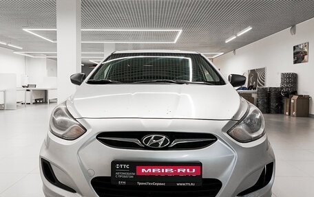 Hyundai Solaris II рестайлинг, 2013 год, 654 000 рублей, 2 фотография