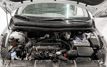 Hyundai Solaris II рестайлинг, 2013 год, 654 000 рублей, 11 фотография