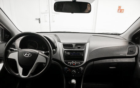 Hyundai Solaris II рестайлинг, 2013 год, 654 000 рублей, 17 фотография