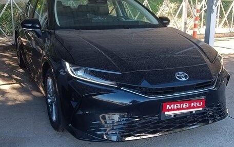 Toyota Camry, 2025 год, 4 300 000 рублей, 2 фотография