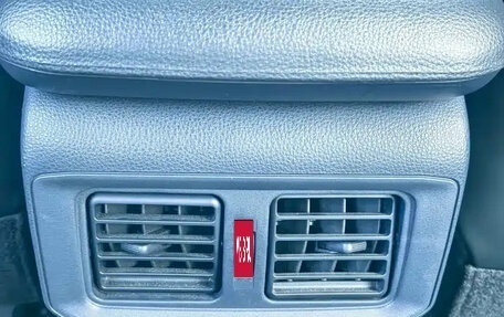 Toyota RAV4, 2023 год, 3 300 000 рублей, 12 фотография