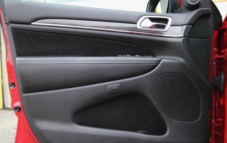 Jeep Grand Cherokee, 2016 год, 5 950 000 рублей, 19 фотография