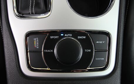 Jeep Grand Cherokee, 2016 год, 5 950 000 рублей, 29 фотография