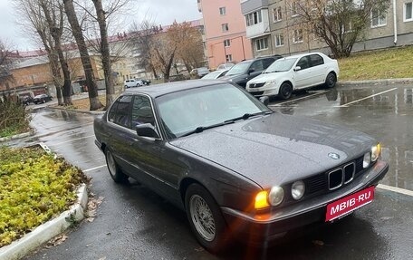 BMW 5 серия, 1990 год, 880 000 рублей, 1 фотография