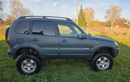 Chevrolet Niva I рестайлинг, 2010 год, 520 000 рублей, 8 фотография
