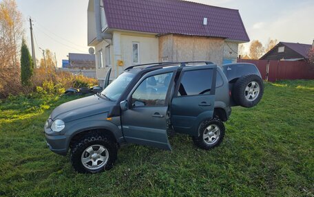 Chevrolet Niva I рестайлинг, 2010 год, 520 000 рублей, 12 фотография