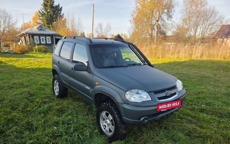 Chevrolet Niva I рестайлинг, 2010 год, 520 000 рублей, 5 фотография