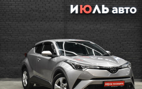 Toyota C-HR I рестайлинг, 2019 год, 1 925 000 рублей, 3 фотография
