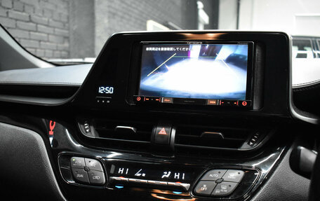 Toyota C-HR I рестайлинг, 2019 год, 1 925 000 рублей, 16 фотография