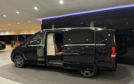 Mercedes-Benz V-Класс, 2023 год, 35 640 000 рублей, 12 фотография