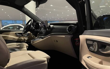 Mercedes-Benz V-Класс, 2023 год, 35 640 000 рублей, 5 фотография