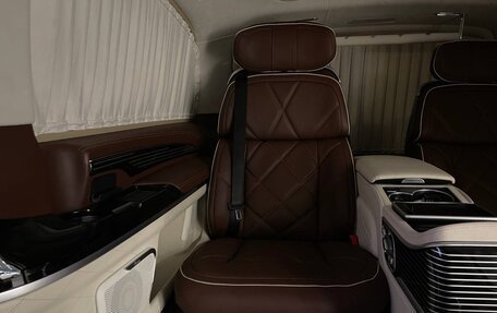 Mercedes-Benz V-Класс, 2023 год, 35 640 000 рублей, 21 фотография