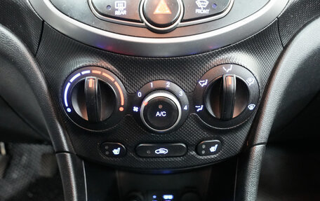 Hyundai Solaris II рестайлинг, 2016 год, 985 000 рублей, 15 фотография