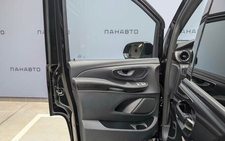 Mercedes-Benz V-Класс, 2023 год, 31 800 000 рублей, 21 фотография