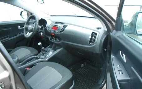 KIA Sportage III, 2010 год, 1 050 000 рублей, 12 фотография