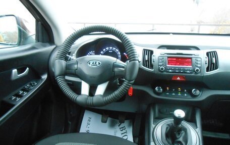 KIA Sportage III, 2010 год, 1 050 000 рублей, 10 фотография