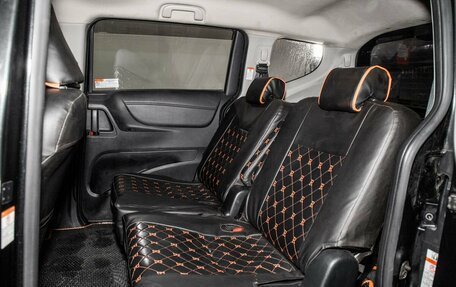 Toyota Sienta II, 2019 год, 1 650 000 рублей, 7 фотография