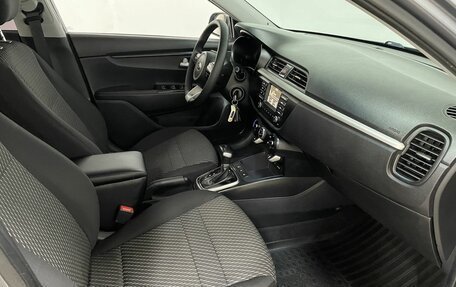 KIA Rio IV, 2018 год, 999 000 рублей, 18 фотография