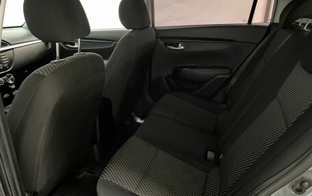 KIA Rio IV, 2018 год, 999 000 рублей, 12 фотография