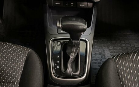 KIA Rio IV, 2018 год, 999 000 рублей, 13 фотография