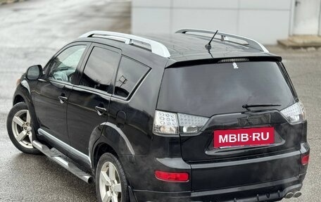 Mitsubishi Outlander III рестайлинг 3, 2007 год, 899 999 рублей, 3 фотография