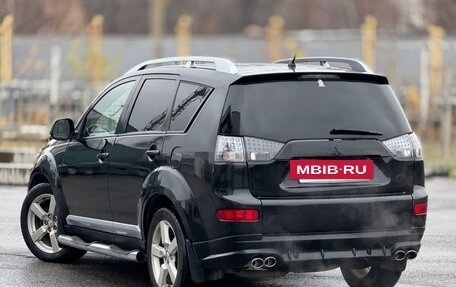 Mitsubishi Outlander III рестайлинг 3, 2007 год, 899 999 рублей, 7 фотография