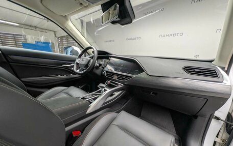 Geely Tugella FY11, 2021 год, 2 097 000 рублей, 13 фотография