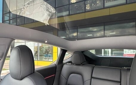 Tesla Model Y I, 2021 год, 3 750 000 рублей, 5 фотография