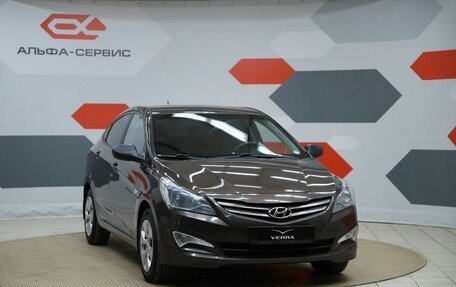 Hyundai Solaris II рестайлинг, 2015 год, 920 000 рублей, 3 фотография