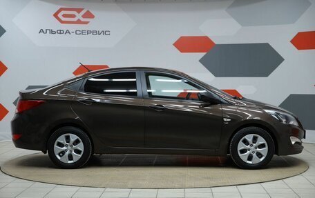 Hyundai Solaris II рестайлинг, 2015 год, 920 000 рублей, 4 фотография