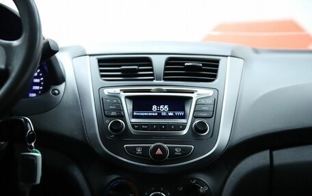 Hyundai Solaris II рестайлинг, 2015 год, 920 000 рублей, 13 фотография