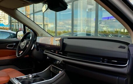 KIA Carnival, 2025 год, 8 200 000 рублей, 32 фотография