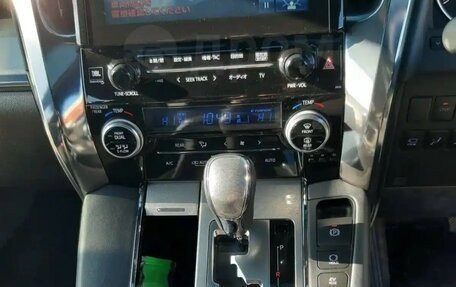 Toyota Alphard III, 2018 год, 5 050 000 рублей, 14 фотография