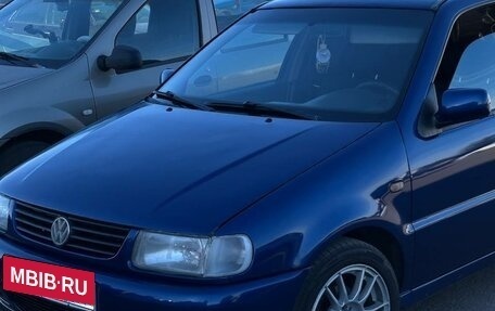 Volkswagen Polo III рестайлинг, 1997 год, 321 000 рублей, 1 фотография