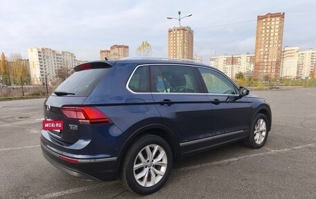 Volkswagen Tiguan II, 2017 год, 2 180 000 рублей, 5 фотография