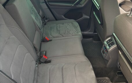 Volkswagen Tiguan II, 2017 год, 2 180 000 рублей, 16 фотография