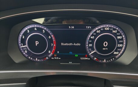 Volkswagen Tiguan II, 2017 год, 2 180 000 рублей, 19 фотография