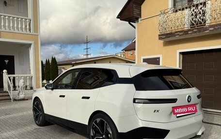 BMW iX, 2022 год, 5 590 000 рублей, 4 фотография